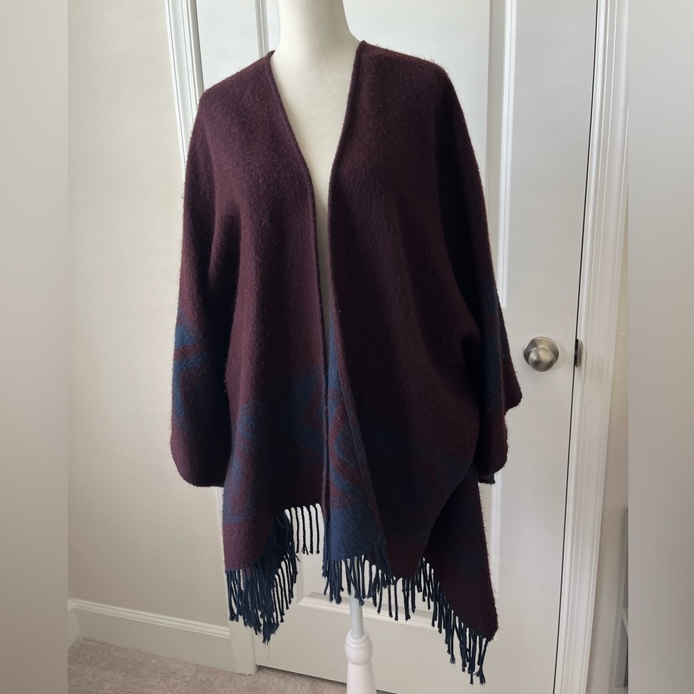 American Eagle Women's Open Front Shawl One Size Read Description Southwestern